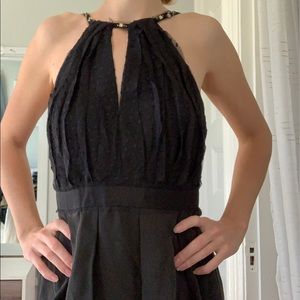 BCBG MAXARIZA BLACK TIERED GOWN